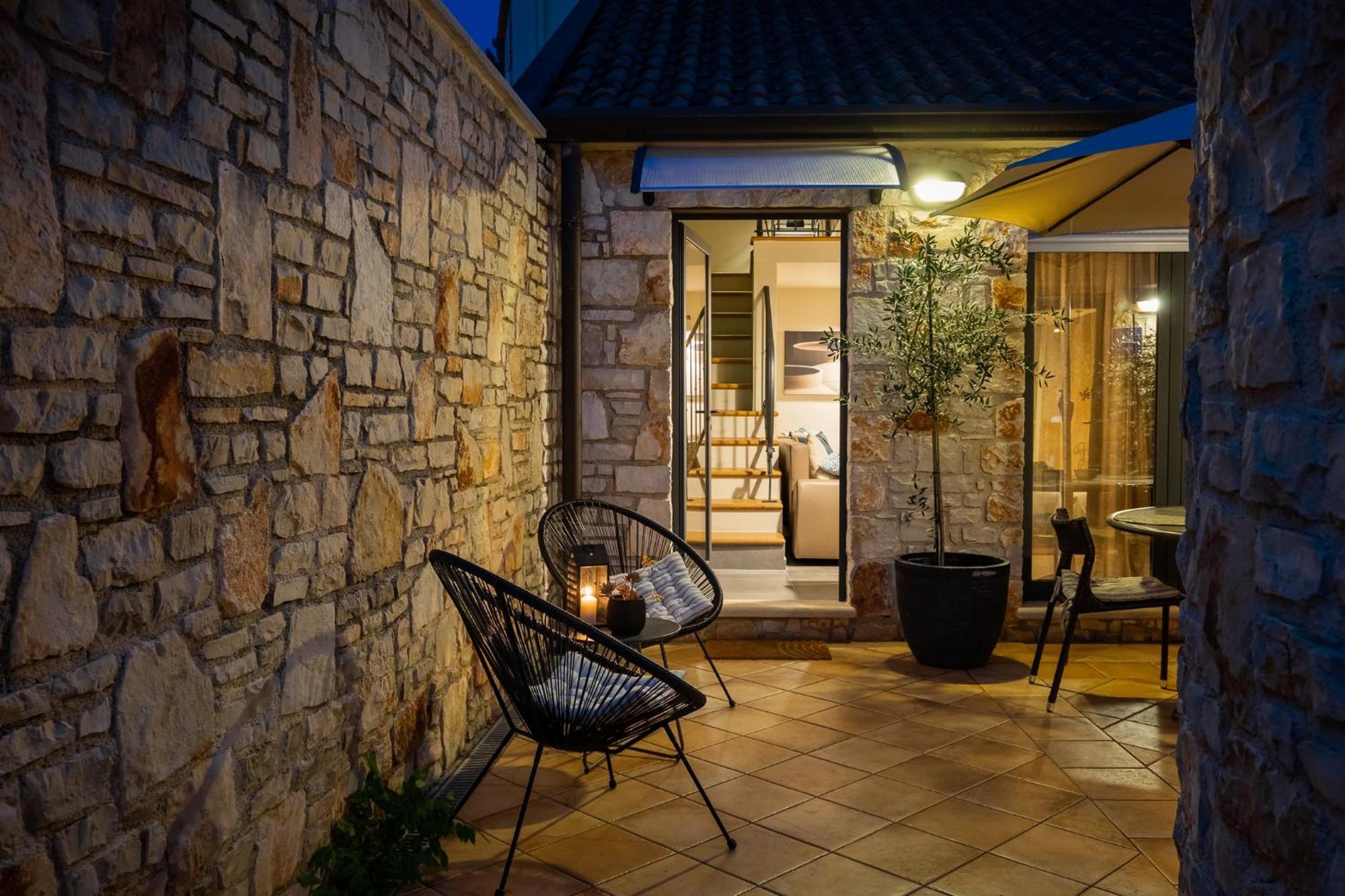 Grota Premium Apartment & Room ポレッチ エクステリア 写真