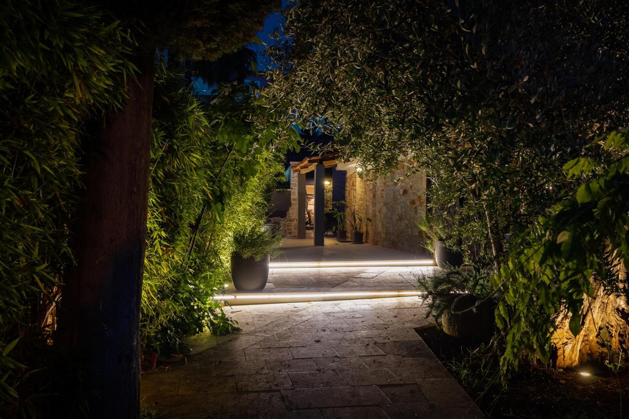 Grota Premium Apartment & Room ポレッチ エクステリア 写真